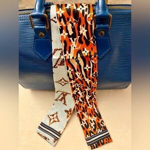 Chic Monogram Light Blue Orange Twilly
Bandeau Designer Patterned Scarf